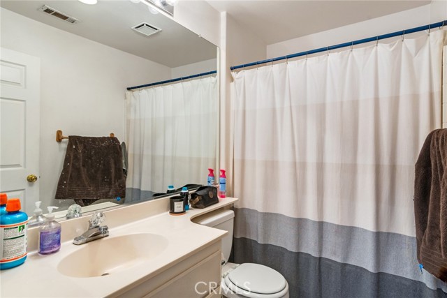 Detail Gallery Image 13 of 19 For 34925 San Rosen Ct, Yucaipa,  CA 92399 - 4 Beds | 2 Baths