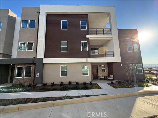 Detail Gallery Image 9 of 45 For 479 Mulligan, Irvine,  CA 92618 - 3 Beds | 2/1 Baths