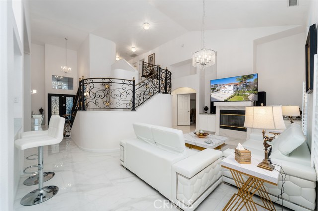 Detail Gallery Image 7 of 33 For 22640 Blue Teal, Canyon Lake,  CA 92587 - 3 Beds | 2/2 Baths