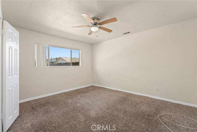Detail Gallery Image 14 of 34 For 40602 Shellie Ln, Hemet,  CA 92544 - 4 Beds | 2 Baths