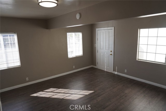Detail Gallery Image 15 of 20 For 2404 E California, Bakersfield,  CA 93307 - 3 Beds | 2 Baths