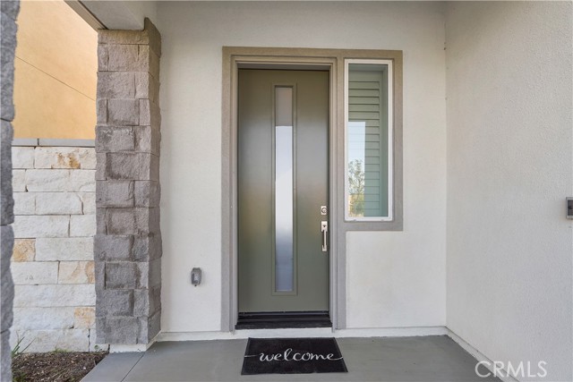 Detail Gallery Image 2 of 25 For 27129 Purple Sage Ct, Valencia,  CA 91381 - 3 Beds | 2/1 Baths