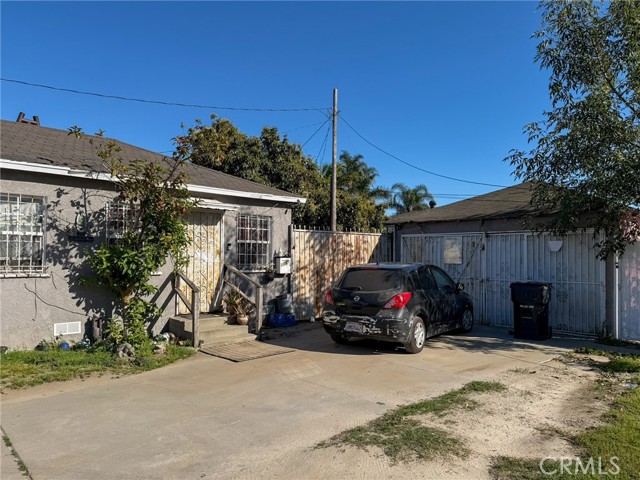 Detail Gallery Image 6 of 9 For 804 E Oaks, Compton,  CA 90221 - – Beds | – Baths