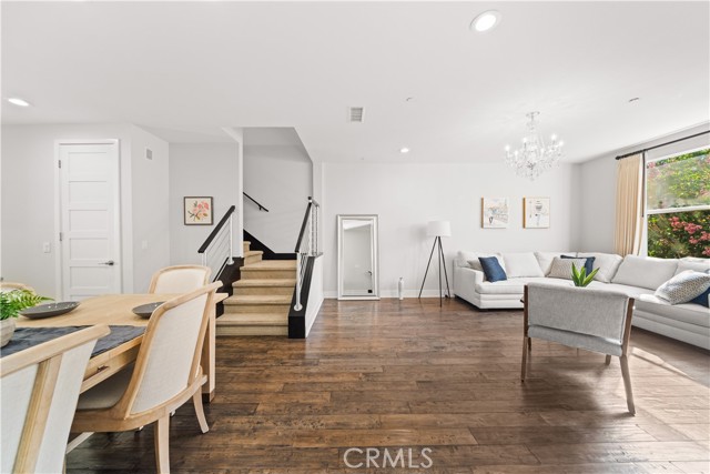 9 Compass Court, Aliso Viejo CA: https://media.crmls.org/medias/c89d94b8-4b0e-44b7-9f65-32ceb4e22853.jpg