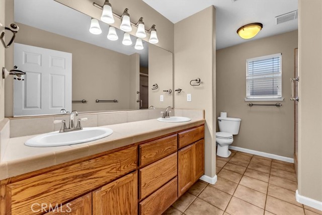 Detail Gallery Image 24 of 52 For 225 Crater Lake Dr, Chico,  CA 95973 - 4 Beds | 3 Baths