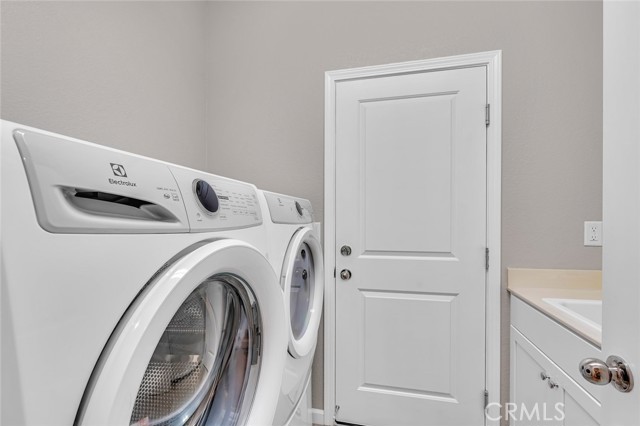 3559 Sunstone Court, Merced CA: https://media.crmls.org/medias/c89e9488-4ebb-41bd-a9bf-96274356c723.jpg