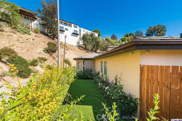 4 Bed Home for Sale in Los Angeles, California