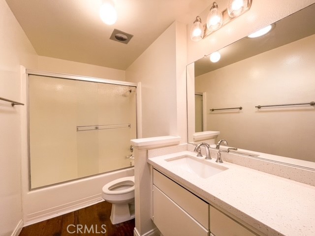 Hall Bathroom