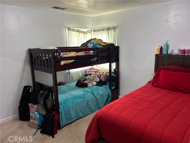 265 East Hemlock Street photo 7