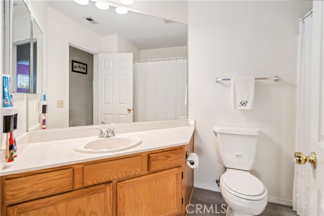 Detail Gallery Image 26 of 40 For 3039 Holline Ct, Lancaster,  CA 93535 - 4 Beds | 2/1 Baths