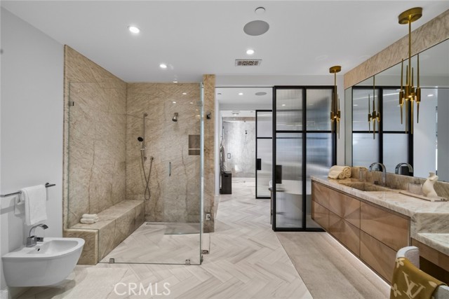 922 EMERALD BAY, Laguna Beach CA: https://media.crmls.org/medias/c8a2c451-ac8f-49d2-b850-5aa6b981f308.jpg