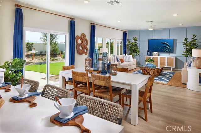 Detail Gallery Image 7 of 22 For 2039 Fernetta Pl, Perris,  CA 92571 - 4 Beds | 3/1 Baths