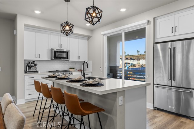 Detail Gallery Image 1 of 1 For 1488 W Sunrise Ln, San Pedro,  CA 90732 - 3 Beds | 3/1 Baths