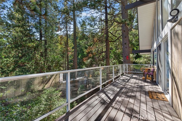 26485 Sugar Cone Ln., Twin Peaks, CA 92391