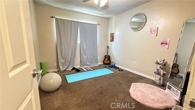 35405 Date Avenue, Yucaipa CA: https://media.crmls.org/medias/c8a793ad-5e57-4556-b057-ff4d4201d311.jpg