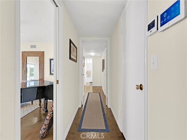 11122 Yolanda Avenue, Porter Ranch CA: https://media.crmls.org/medias/c8a7a5e2-0538-4617-8759-601a6502de9b.jpg