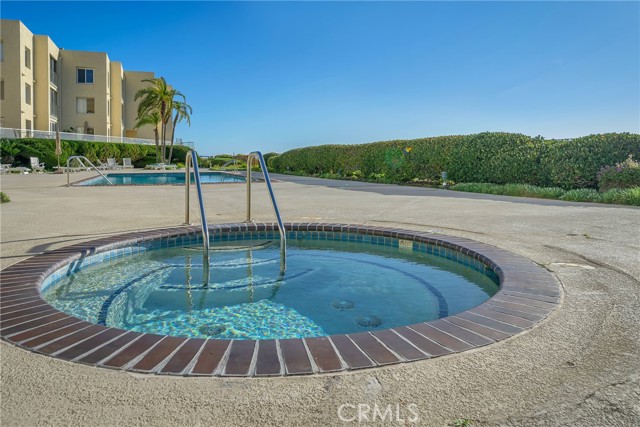 3200 La Rotonda Drive, Rancho Palos Verdes, California 90275, 3 Bedrooms Bedrooms, ,2 BathroomsBathrooms,Residential,For Sale,La Rotonda,SB24064297