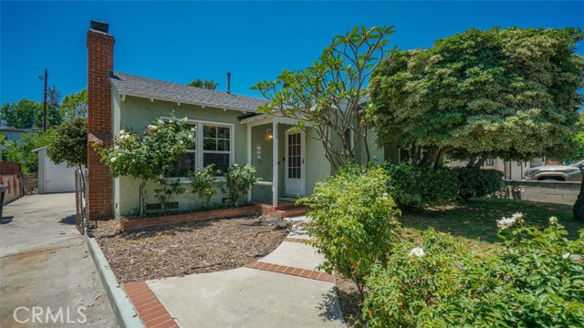 525 N Mariposa Street, Burbank CA: https://media.crmls.org/medias/c8a9b964-f229-4a49-8ce6-49a5c06feceb.jpg