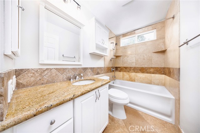 Image 22 of 42 For 621 Foxhaven Place
