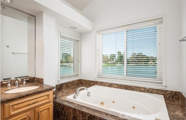 Detail Gallery Image 20 of 30 For 80 Fairlake, Irvine,  CA 92614 - 3 Beds | 2/1 Baths