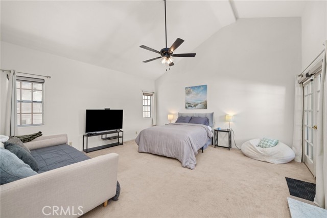 383 Park Avenue, Long Beach CA: https://media.crmls.org/medias/c8aaf8f4-9a43-44b2-abbb-419b327cfc62.jpg