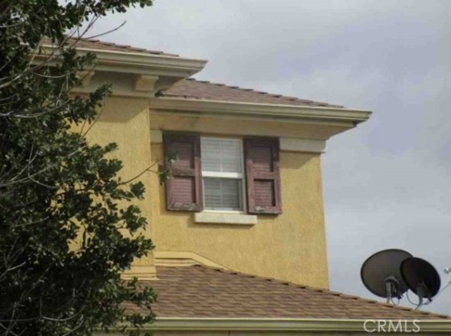 Detail Gallery Image 2 of 3 For 114 Ostrander Ct, Merced,  CA 95341 - 4 Beds | 2/1 Baths