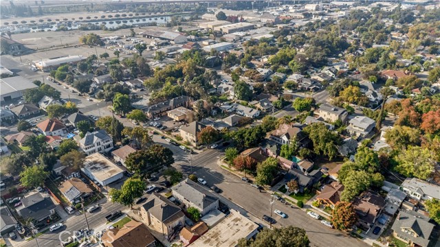 700 W Park, Stockton CA: https://media.crmls.org/medias/c8acc754-34b1-4b34-8213-5544140eb2de.jpg