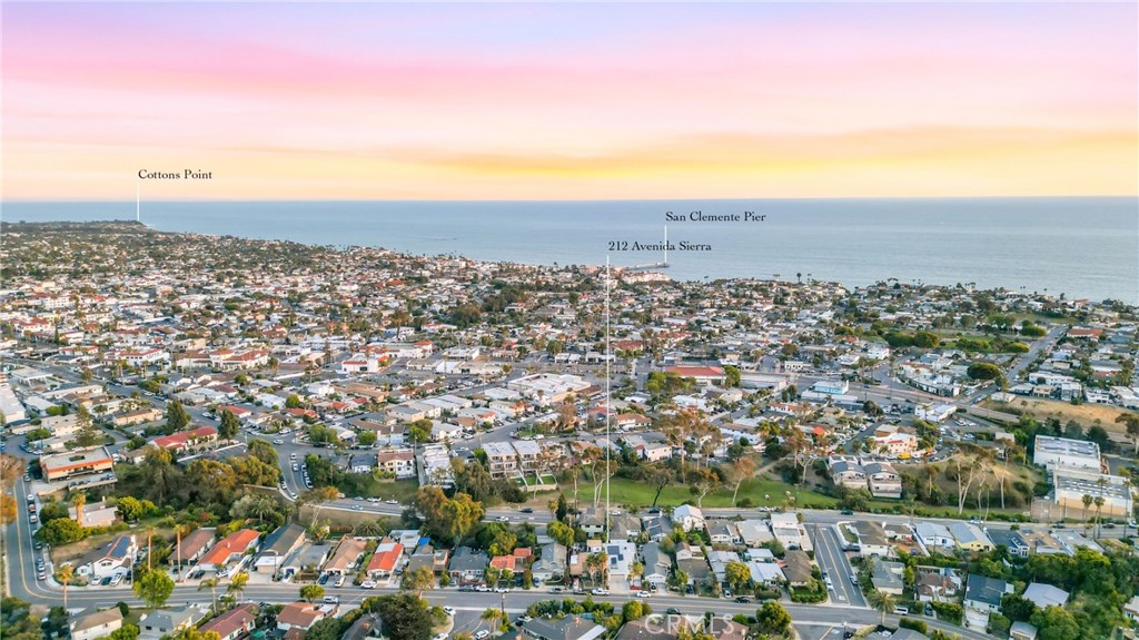 https://media.crmls.org/medias/c8ad2df1-b709-4462-a557-a2dd3aec5094.jpg?preset=X-Large
