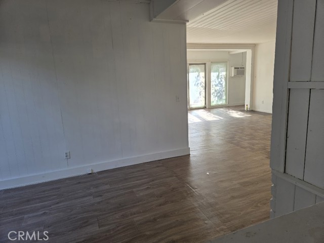 Detail Gallery Image 7 of 11 For 16051 Los Alimos, Granada Hills,  CA 91344 - 2 Beds | 2 Baths