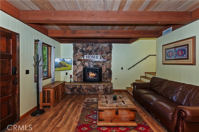 320 W Aeroplane Boulevard, Big Bear City CA: https://media.crmls.org/medias/c8ae14d5-73c8-4376-8a71-ece45da09f80.jpg