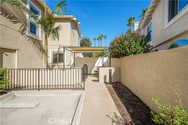 11544 Treeview Court, Moorpark CA: https://media.crmls.org/medias/c8af6c69-6731-49e1-848f-dd0e8a0971f6.jpg