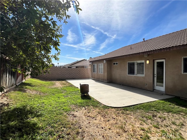 Detail Gallery Image 19 of 22 For 4282 Shetland Ln, Jurupa Valley,  CA 92509 - 4 Beds | 2 Baths