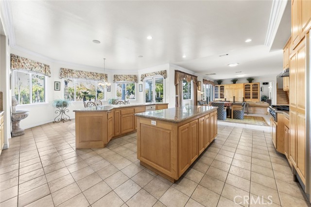 Detail Gallery Image 39 of 74 For 2828 Water Course Dr, Diamond Bar,  CA 91765 - 6 Beds | 6/2 Baths