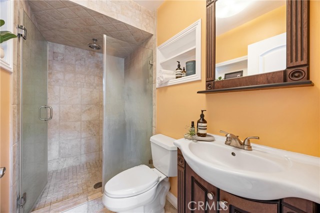 15043 Pintura Drive, Hacienda Heights CA: https://media.crmls.org/medias/c8b01a7c-bcab-4d33-ae93-c5356c0d594c.jpg