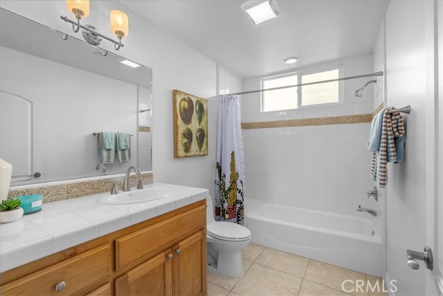 716 Guadalupe Avenue, Redondo Beach, California 90277, 4 Bedrooms Bedrooms, ,3 BathroomsBathrooms,Residential,For Sale,Guadalupe,SB24081768