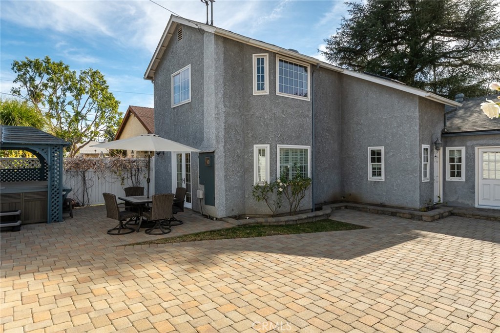 1849 Glenwood Road, Glendale, CA 91201