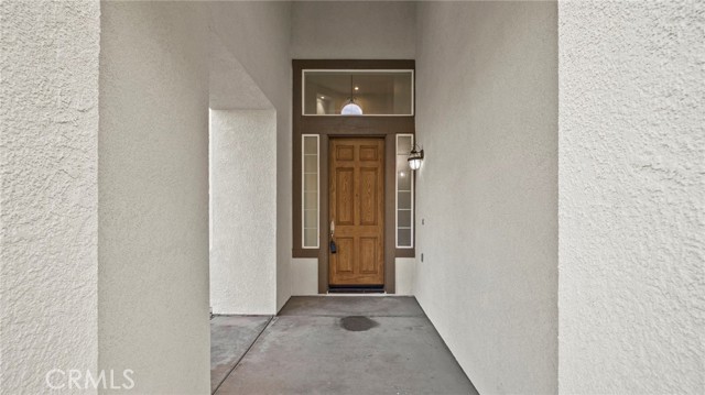 Detail Gallery Image 3 of 47 For 1728 Tamarron Dr, Corona,  CA 92883 - 4 Beds | 3/1 Baths