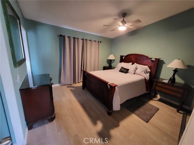 Detail Gallery Image 3 of 5 For 44025 Glenraven Rd, Lancaster,  CA 93535 - 3 Beds | 2 Baths