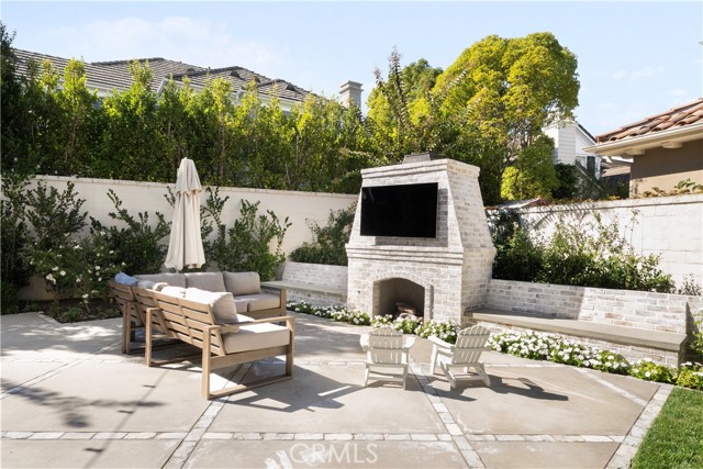 Detail Gallery Image 27 of 34 For 7 Vintage, Newport Beach,  CA 92660 - 4 Beds | 3/1 Baths