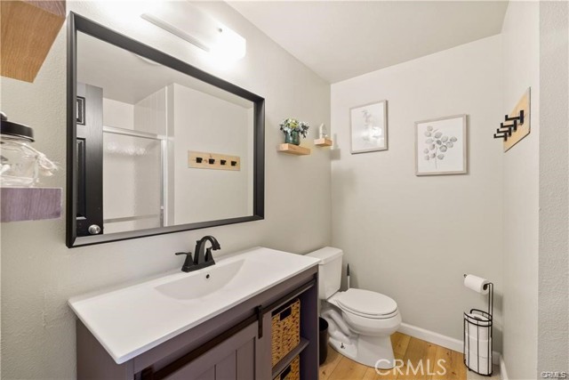 Detail Gallery Image 18 of 23 For 27065 Rio Prado Dr, Valencia,  CA 91354 - 4 Beds | 3 Baths