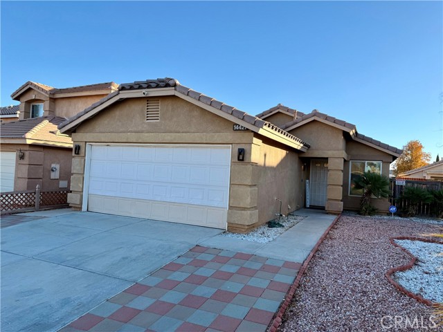 Detail Gallery Image 2 of 27 For 14421 El Grande Way, Victorville,  CA 92394 - 3 Beds | 2 Baths