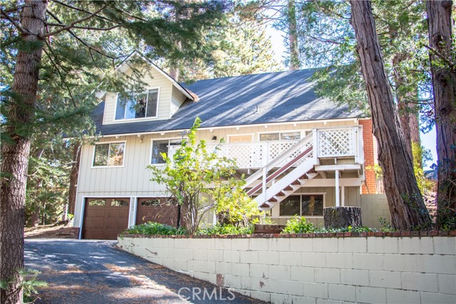 31583 Circle View Drive, Running Springs CA: https://media.crmls.org/medias/c8b2e2ce-3b82-420f-ad7b-12682fb40371.jpg