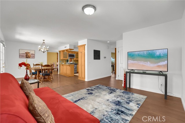 Detail Gallery Image 24 of 33 For 2524 Ivan Hill Terrace, Silver Lake Los Angeles,  CA 90039 - 3 Beds | 2/1 Baths