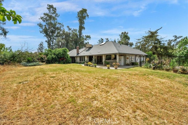 6710 Golden State Boulevard, Madera CA: https://media.crmls.org/medias/c8b460d5-e0bf-4dc6-82e0-8b1200d320a1.jpg