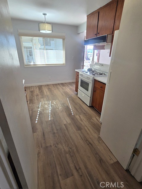 5351 W Maitland Street, Ontario CA: https://media.crmls.org/medias/c8b47b9a-e1ad-4ba7-87d6-9408166ffe2f.jpg
