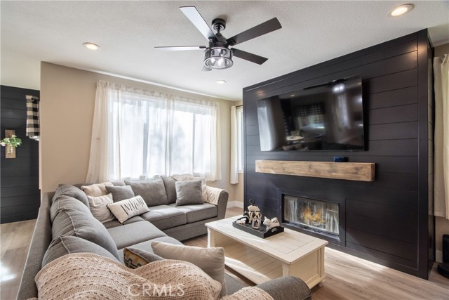 Detail Gallery Image 5 of 62 For 29419 Shady, Murrieta,  CA 92563 - 5 Beds | 3 Baths