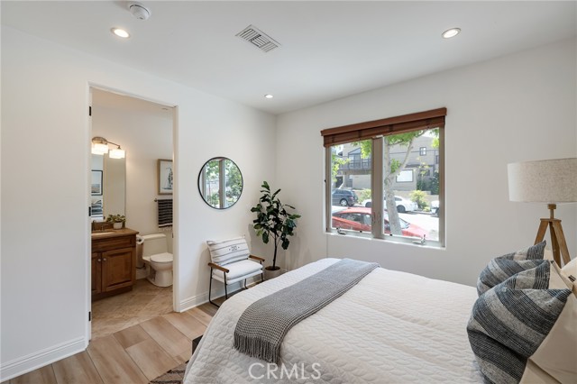 1005 Garnet Street, Redondo Beach, California 90277, 3 Bedrooms Bedrooms, ,3 BathroomsBathrooms,Residential,Sold,Garnet Street,SB23076683