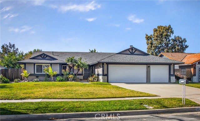 Detail Gallery Image 2 of 23 For 2158 N Magnolia, Rialto,  CA 92377 - 4 Beds | 2 Baths