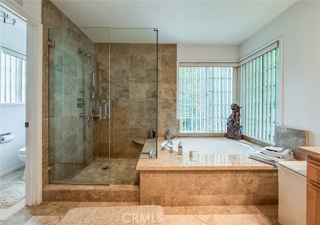 5700 Tanner Ridge Avenue, Westlake Village CA: https://media.crmls.org/medias/c8b667c5-ea94-47d1-adab-94acaf0bd539.jpg