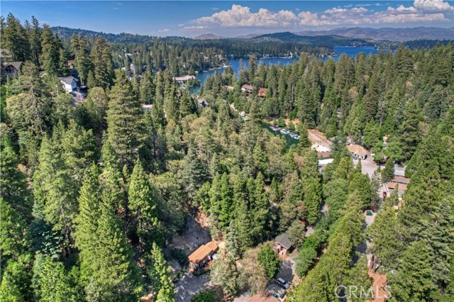 Detail Gallery Image 5 of 36 For 27500 State Highway 189, Lake Arrowhead,  CA 92352 - 2 Beds | 1 Baths